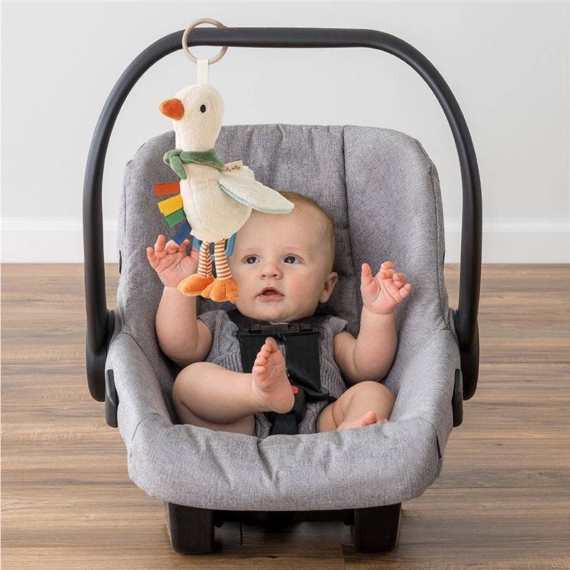 Bitzy Traveler: Goose