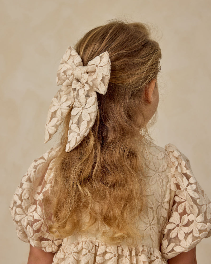 Everly Bow | Embroidered Daisy