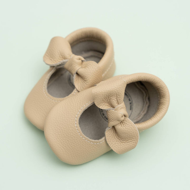 Knot Moccasins - Genuine Leather Baby Shoes (Latte): US 3